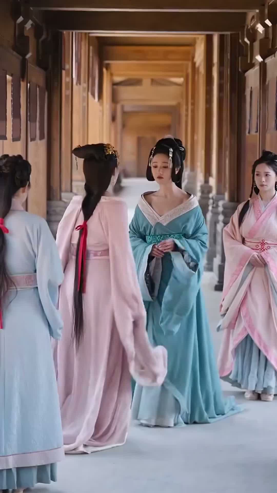 《影后妃子不想演》第24集